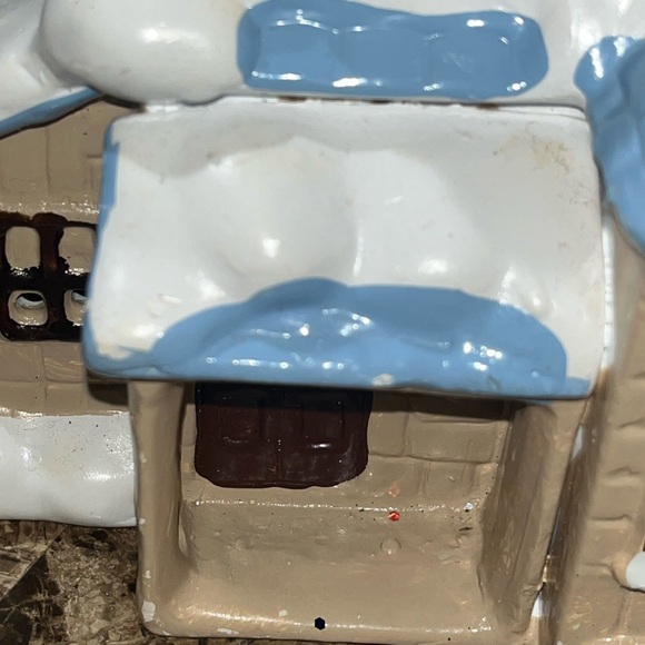 Lighted Country Cottage House of Lloyd Porcelain Snow Covered 1987 VTG - Picture 8 of 14